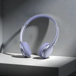Casque Acefast H8 Réduction de Bruit Active Arceau Bluetooth 5.4 60h, en utilisation: vue de face sur surface blanche, lilas