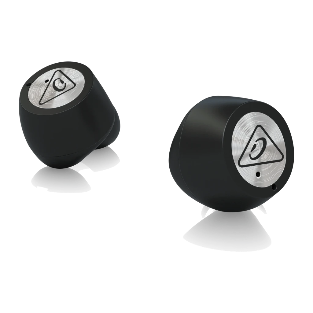 Écouteurs sans fil Behringer TRUE BUDS TWS In-Ear Bluetooth 5.0, détail: deux écouteurs noirs avec panneau métallique brossé