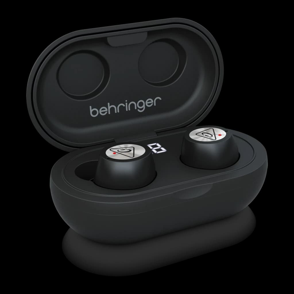 Écouteurs sans fil Behringer TRUE BUDS TWS In-Ear Bluetooth 5.0, détail: boîtier noir ouvert avec écouteurs et affichage LED