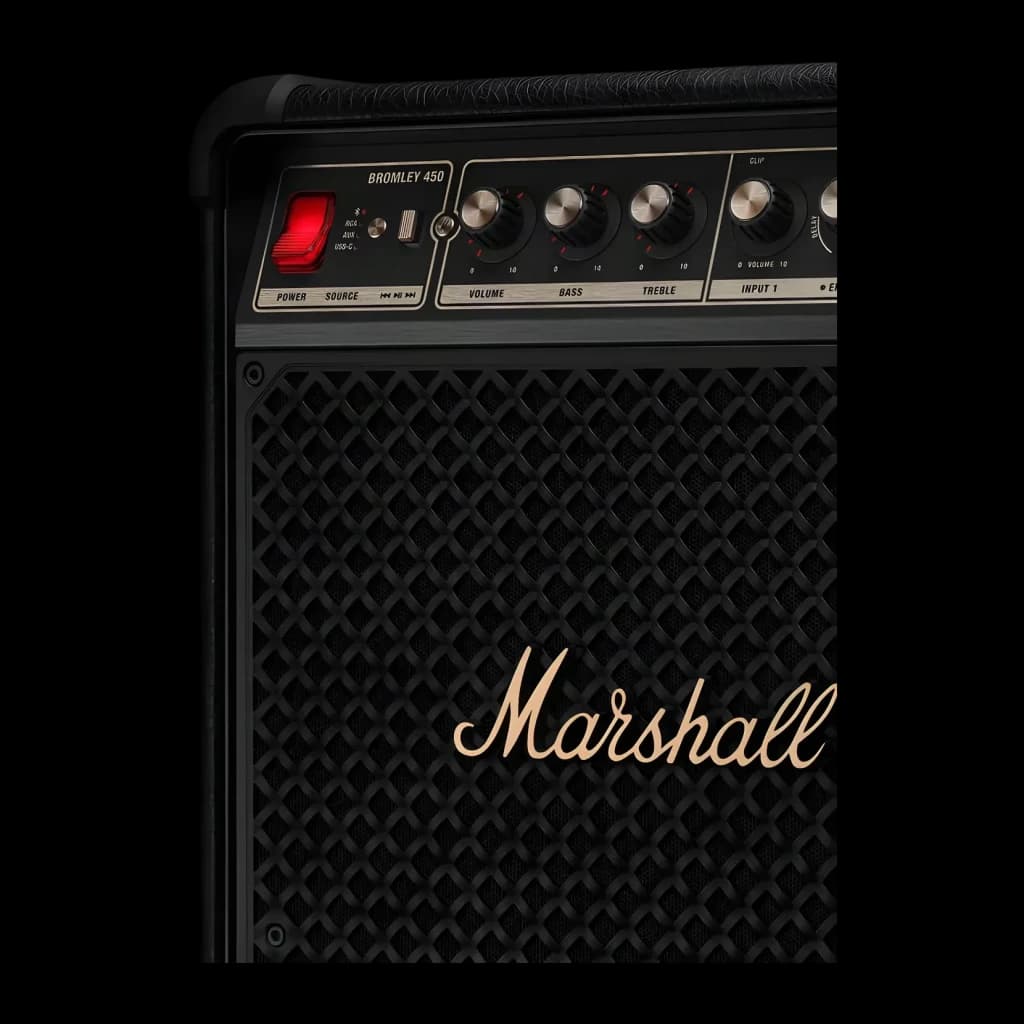 Coluna Portátil Marshall PARTY S.BROMLEY450 IP55 40h Bluetooth 5.3 Auracast, detalhe: grelha preta, logótipo dourado