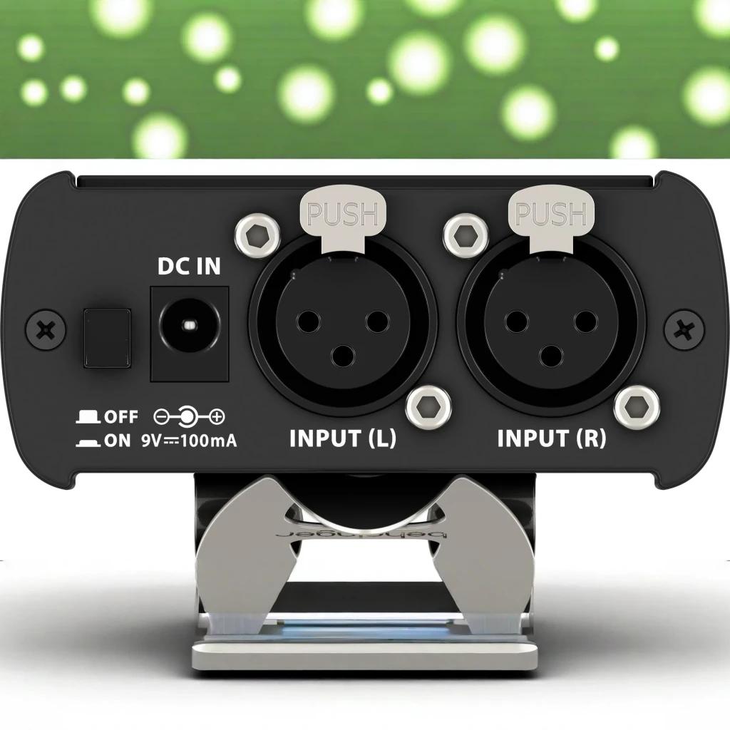 Amplificateur casque Behringer Powerplay P1 Jack 3,5mm Portable Noir, en utilisation: panneau arrière avec entrées XLR INPUT