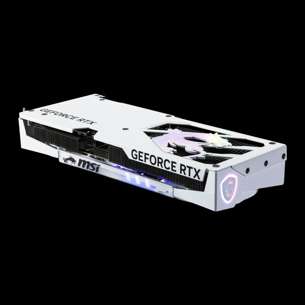 MSI GeForce RTX 5060 Ti Gaming Trio OC White 16GB GDDR7, vista inferior en ángulo: backplate blanco, RGB lateral y logo