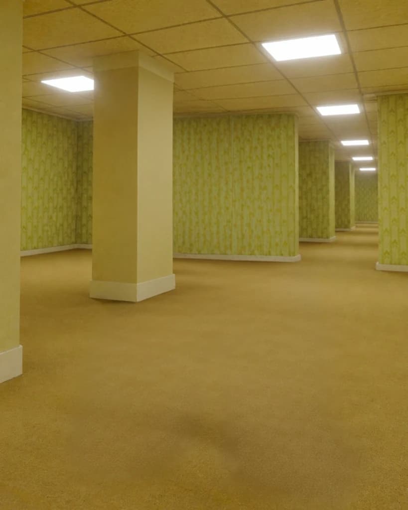 Raputin, el Encargado de las PowerRooms: pasillos infinitos con moqueta beige, columnas cuadradas, paredes verde amarillentas y paneles de techo con luces LED