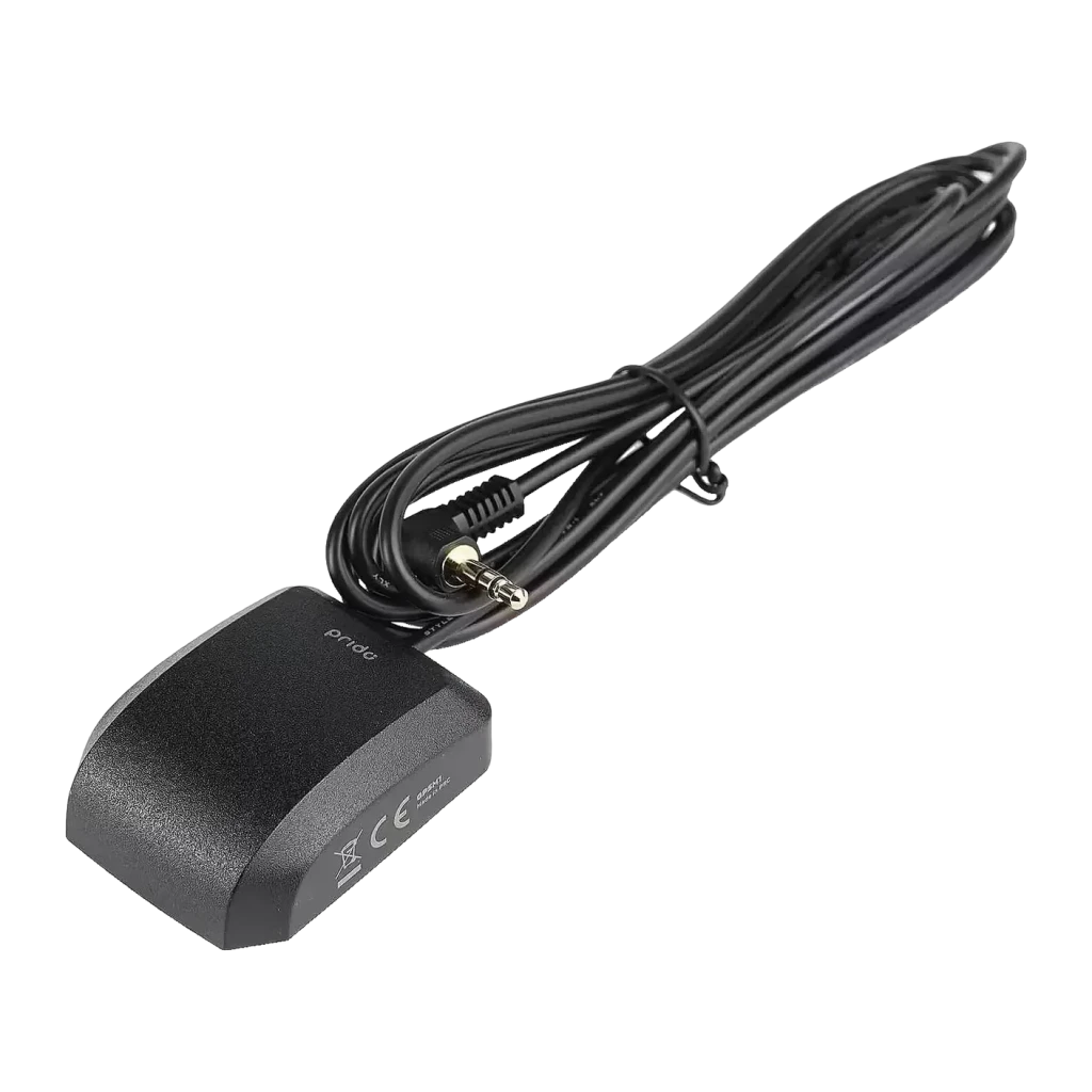 Dashcam Prido X8 4K Wi-Fi GPS Preto 2CH, detalhe: módulo GPS externo com cabo enrolado e conector jack 3,5 mm