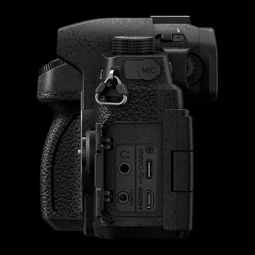 Appareil photo sans miroir Panasonic Lumix DC-G97 Noir CMOS Micro 4/3 4K 20,3MP, côté gauche: ports HDMI, USB-C, jack micro