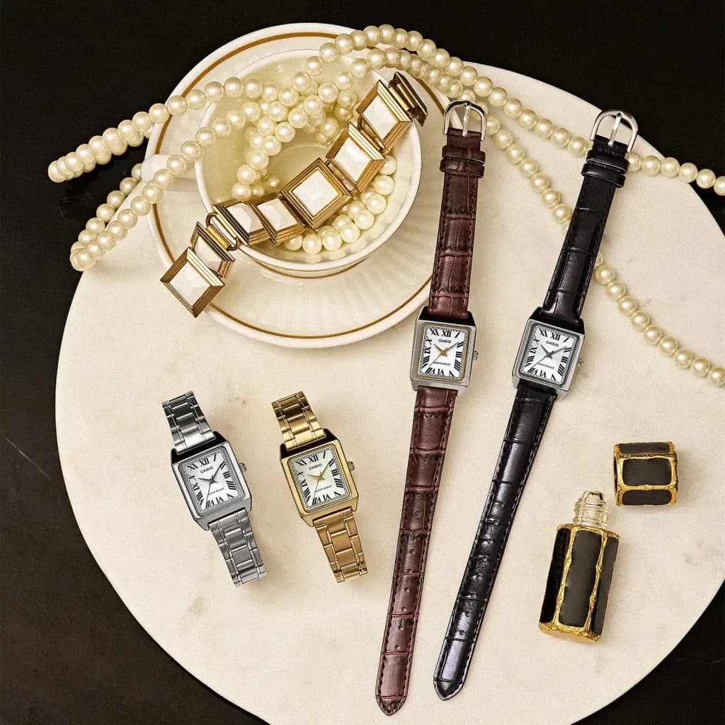 Casio LTP-V007G-9BUDF Acier inoxydable Montre femme 22mm, lifestyle: 4 variantes sur marbre avec perles, bracelet noir mis
