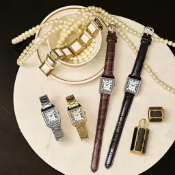 Casio LTP-V007G-9BUDF Acier inoxydable Montre femme 22mm, lifestyle: 4 variantes sur marbre avec perles, bracelet noir mis