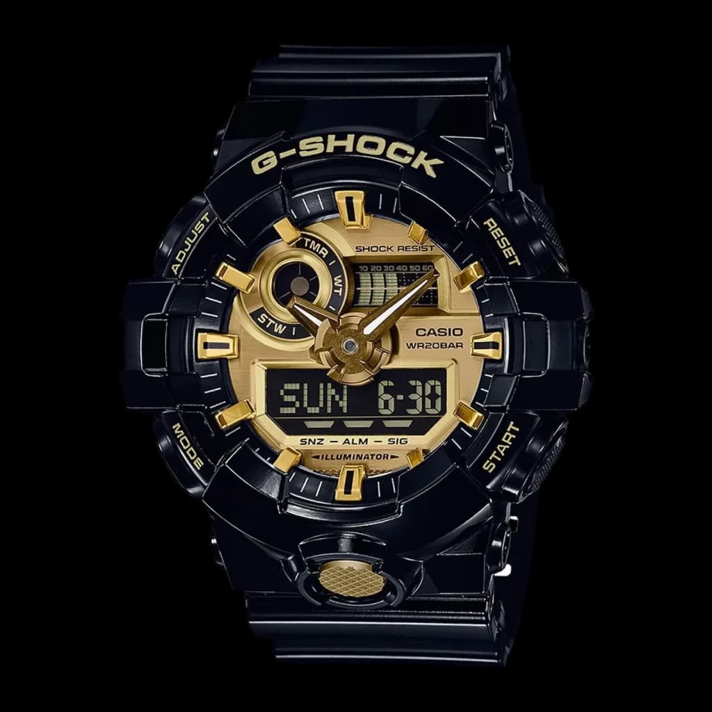 Casio G-Shock GA-710GB-1AER Cronómetro, Hora Mundial, Alarma Batería 5 Años, vista frontal: esfera dorada analógico-digital
