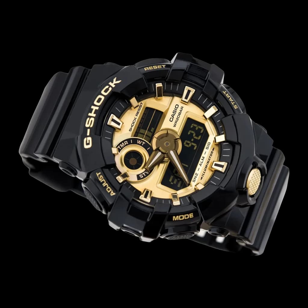 Casio G-Shock GA-710GB-1AER Cronómetro, Hora Mundial, Alarma Batería 5 Años, detalle: esfera dorada con manecillas doradas