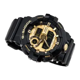 Casio G-Shock GA-710GB-1AER Cronómetro, Hora Mundial, Alarma Batería 5 Años, detalle: esfera dorada con manecillas doradas