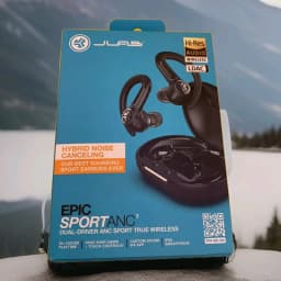 Auriculares JLab Audio Epic Sport ANC 3 Cancelación de Ruido híbrida ANC, contenido de la caja: caja azul con auriculares