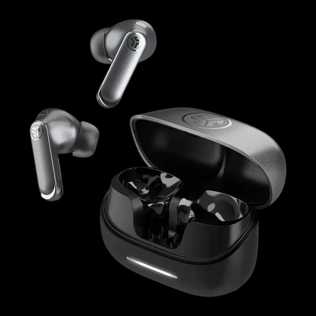 Auriculares JLab Audio Epic Pods ANC Cancelación de Ruido TWS Bluetooth 60h, detalle: estuche abierto con logo JLab y dos