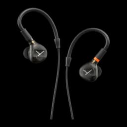 Écouteurs Beyerdynamic DT 70 IE In-Ear Jack 3,5 mm, vue avant: deux écouteurs noirs avec logo Y, crochets et anneau orange