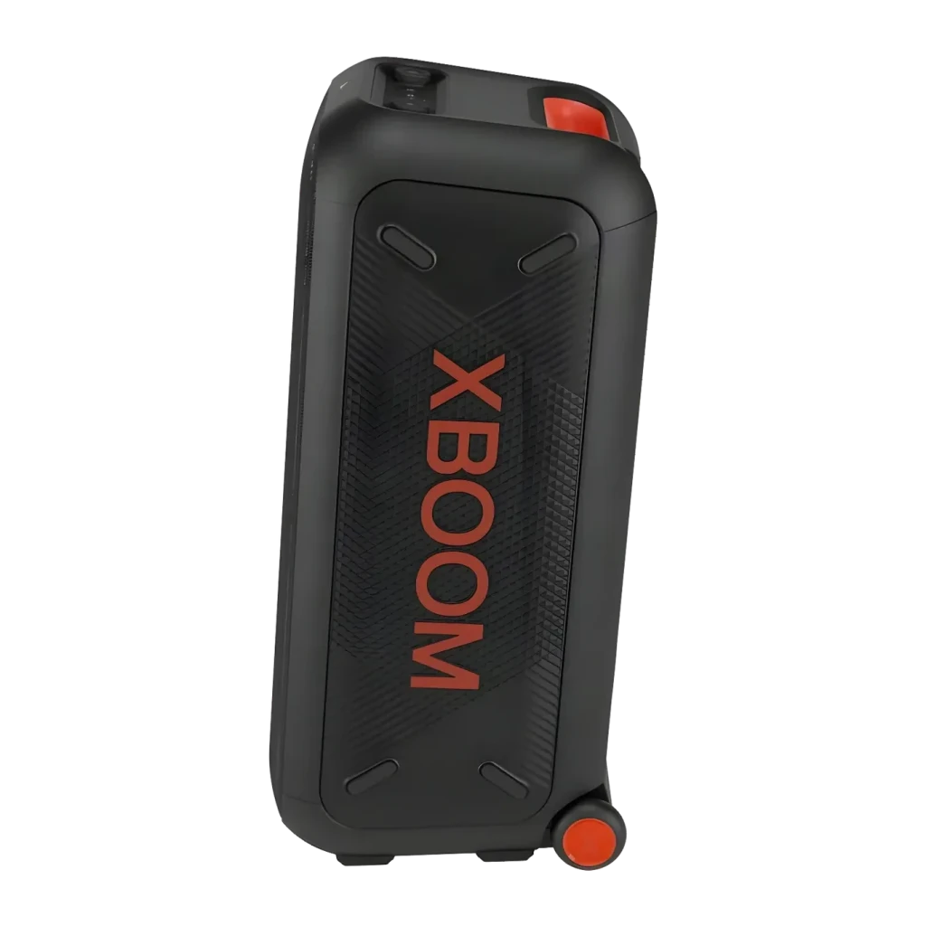 Enceinte de fête LG XBOOM XL9T IPX4 1000W Bluetooth 5.1, vue arrière: logo XBOOM rouge, roulette et poignée