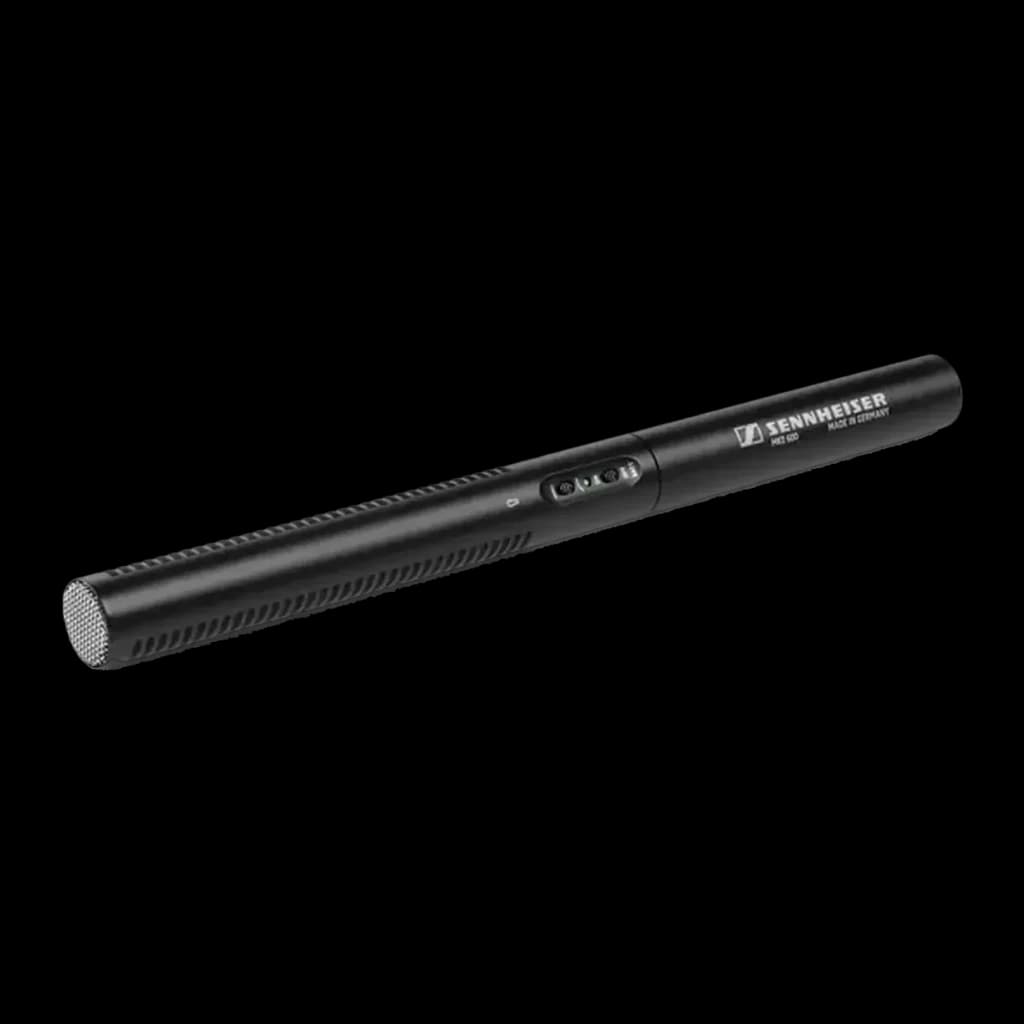 Micrófono Sennheiser MKE 600 Condensador Supercardioide XLR, vista frontal: cuerpo negro alargado tipo shotgun con rejilla