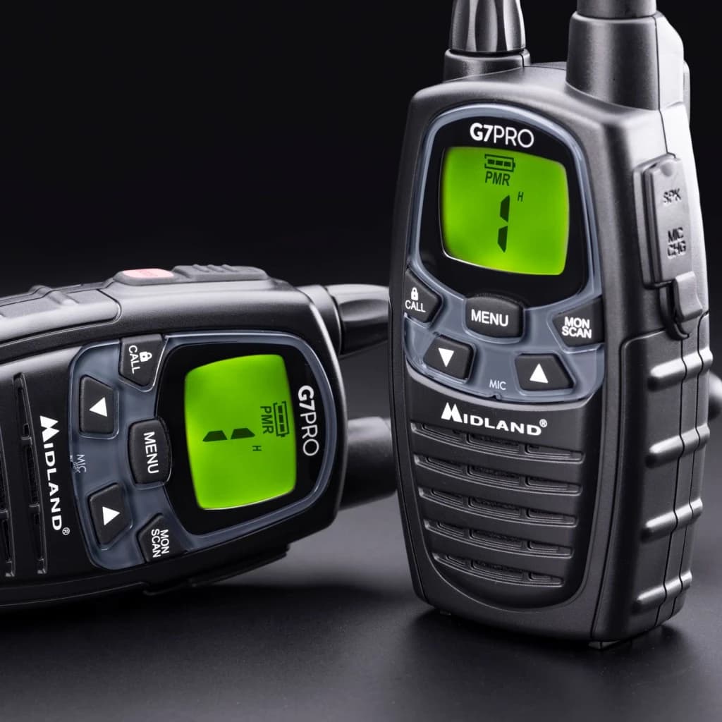 Walkie Talkie Midland G7 Pro Single 69 canales Individual negro, detalle: dos unidades con pantalla LCD verde encendida