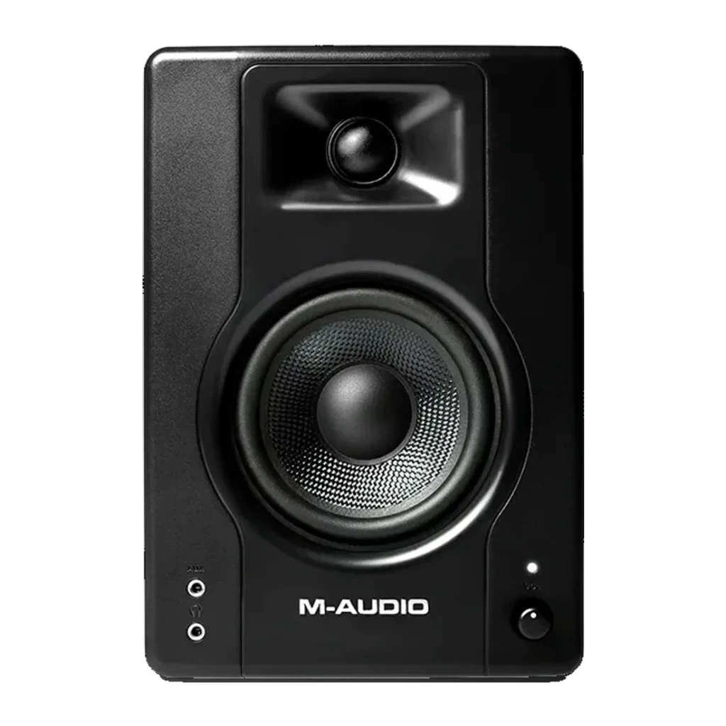 Moniteurs de Studio M-Audio BX4 50W RMS Filaire Noir, vue de face: woofer, tweeter et logo M-Audio visibles