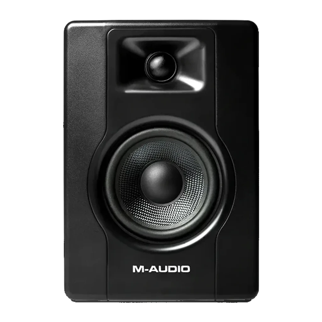 Moniteurs de Studio M-Audio BX4 50W RMS Filaire Noir, vue de face: woofer, tweeter et logo M-Audio visibles