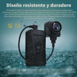 Cámara corporal Transcend DrivePro Body 70 64GB WiFi 1440p IP68 Negro - cuerpo y lente con gotas de agua
