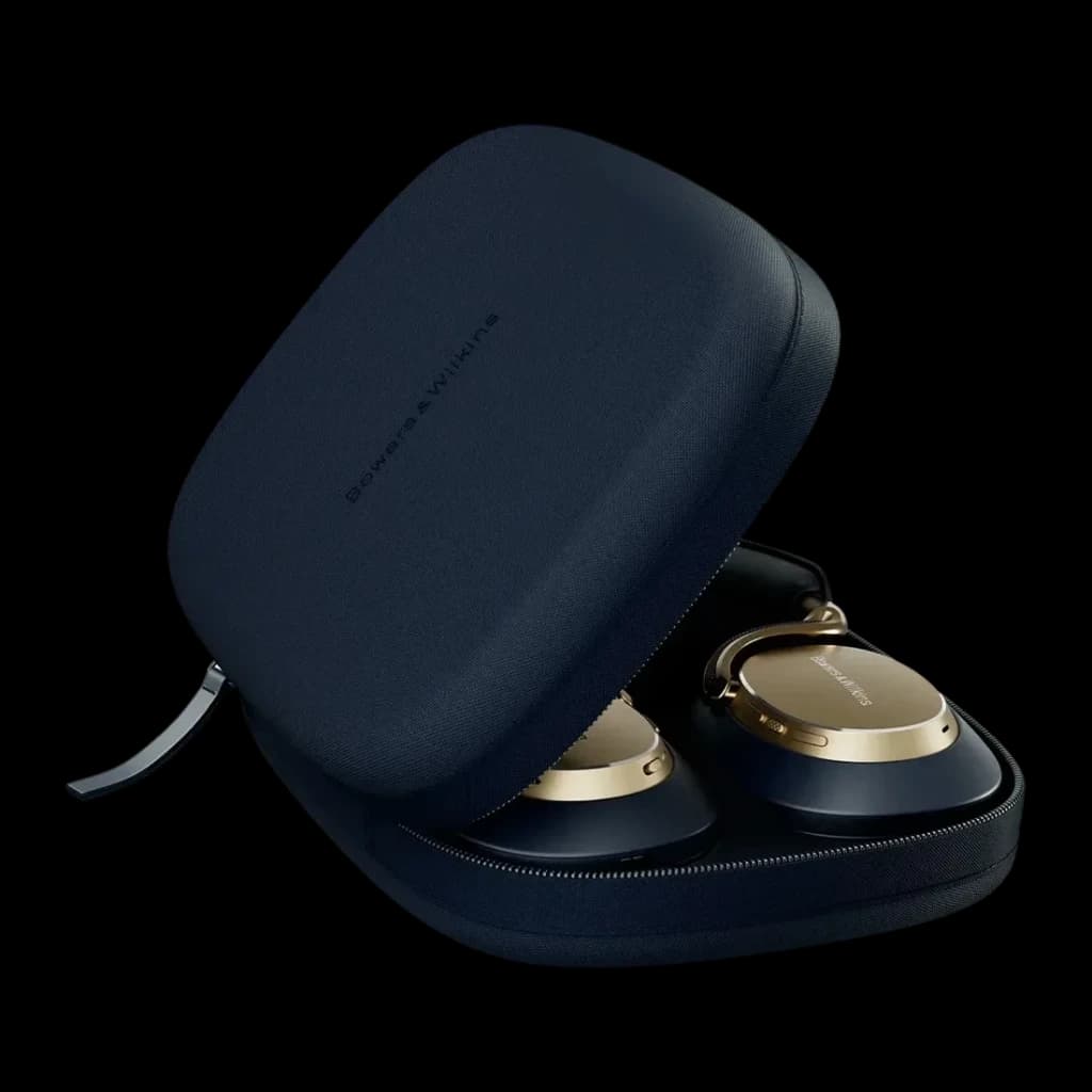 Auriculares de diadema Bowers & Wilkins Px8 S2 Cancelación de Ruido Azul Medianoche - funda rígida azul abierta