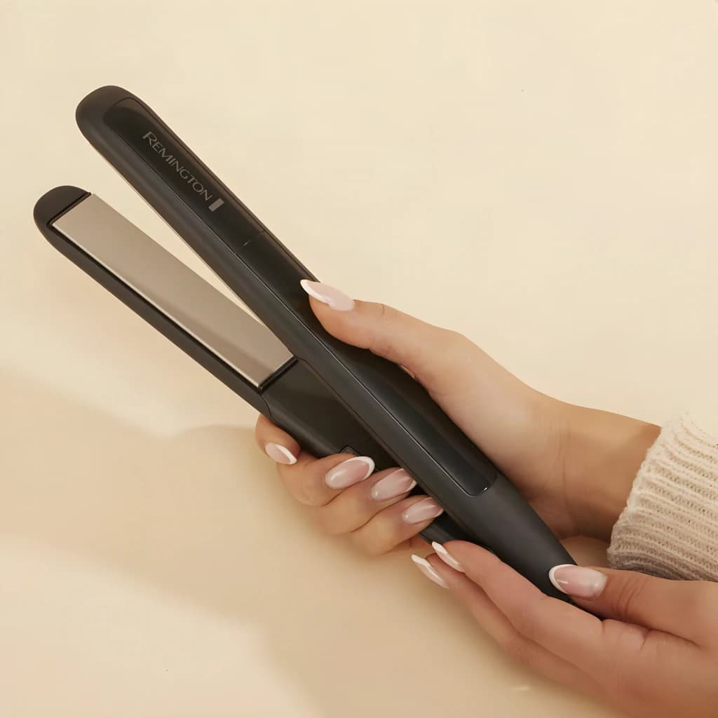 Remington Ceramic Straight 215 Negro
