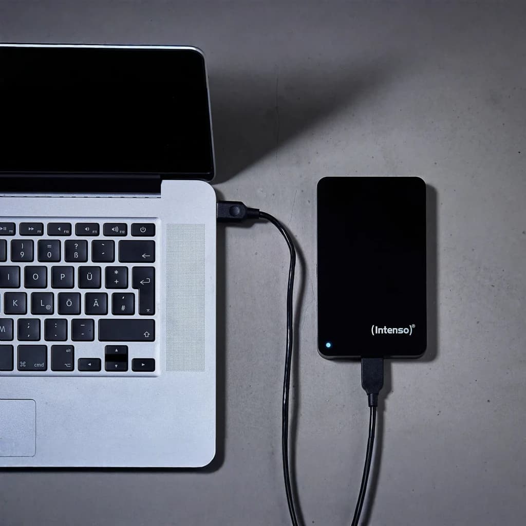 Disque Dur Externe Intenso Memory Case 2.5 pouces 1 To USB 3.0 Noir - branché par câble USB à un ordinateur
