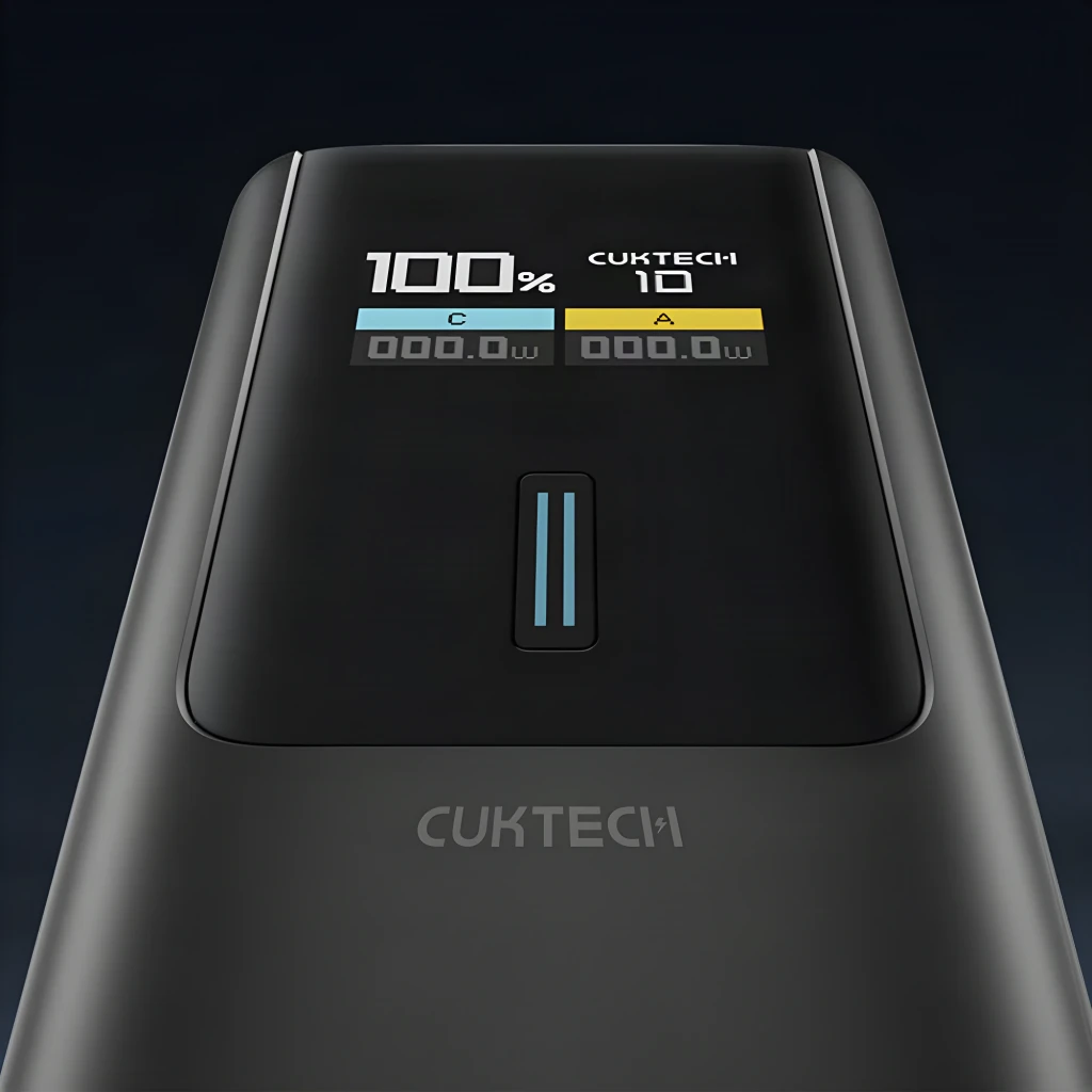 Power Bank Cuktech 10000mAh Noir 150W USB-C + USB-A Charge Rapide CKPB100PGLBL, vue avant supérieure: écran LED affichant