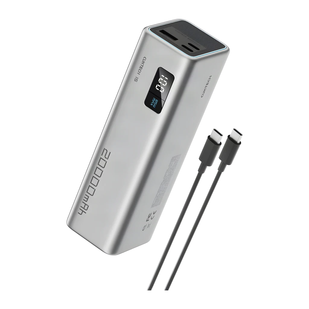 Power Bank Cuktech 20000mAh Gris 85W 2x USB-C 1x USB-A Charge Rapide CUKP200XGLGR, vue avant en angle: écran LED, ports