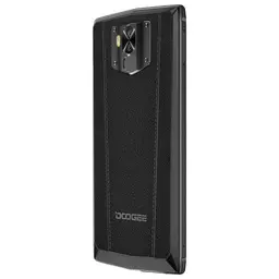 Dos du smartphone Doogee N100 4Go/64Go noir, coque texturée robuste, cadre angulaire, module photo double avec flash et capteur d’empreintes arrière