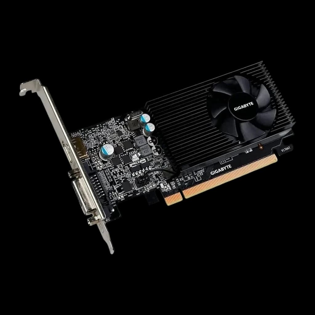 Tarjeta gráfica low profile Gigabyte GeForce GT 1030 D4 con disipador negro y ventilador compacto, PCB expuesto, salida DVI, interfaz PCIe, 2GB GDDR4