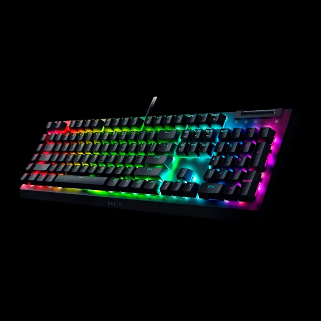 Teclado mecânico Razer BlackWidow V4 X com RGB por tecla, estrutura preta, teclas elevadas e cabo USB trançado de 2 m, layout completo com numérico
