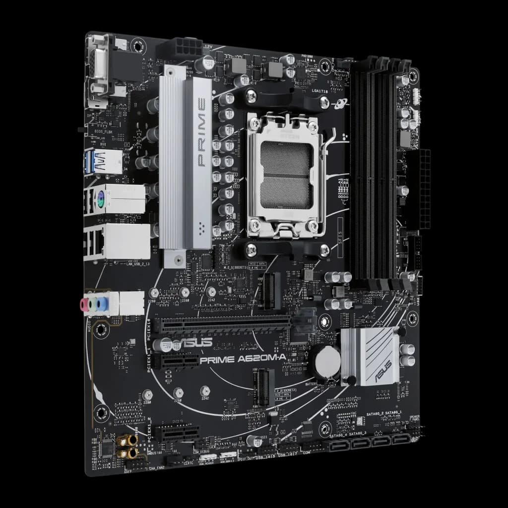 Carte mère mATX noire avec socket AM5 central, 4 slots DDR5, gros dissipateurs argentés, ports arrière USB et audio, M.2 et PCIe visibles