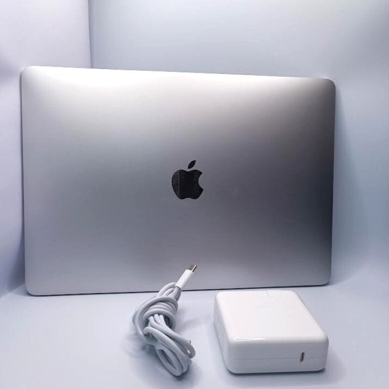 Apple MacBook Air M1/8GB/256GB SSD/13.3 Retina Plata - MGN93Y/A - Ítem4