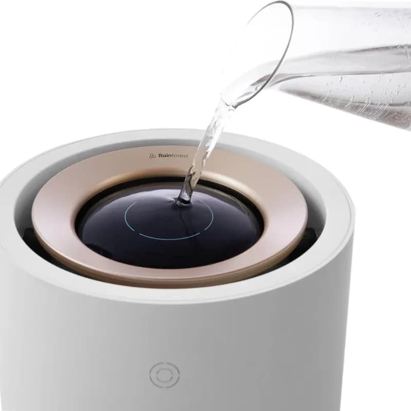 Xiaomi Rainforest Humidifier Smartmi – tanque aberto com aro dourado, esfera preta com luz azul, recarga superior com água, design cilíndrico branco