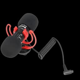 Boya BY-MM1 PRO microphone compact universel avec deux capsules, suspensions rouges anti-chocs et câble spiralé TRS en angle pour caméras et smartphones