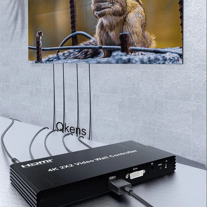 Rullz Qkens - Processador de vídeo wall HDMI DVI 2x2 imagens conectado a um ecrã