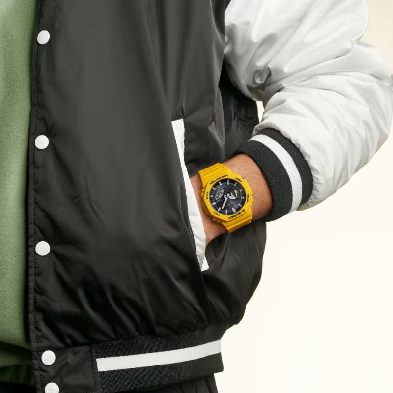 Casio G-Shock BASIC GA-B2100C-9AER amarillo con caja octogonal, correa de resina, esfera negra, índices luminiscentes y pantalla dual analógica-digital - Ítem3