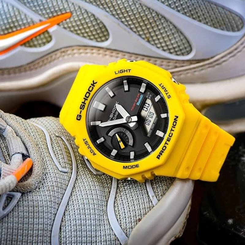 Casio G-Shock BASIC GA-B2100C-9AER amarillo con caja octogonal, correa de resina, esfera negra, índices luminiscentes y pantalla dual analógica-digital - Ítem4
