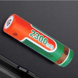 Adaptable Batería recargable Superfire 2300mAh