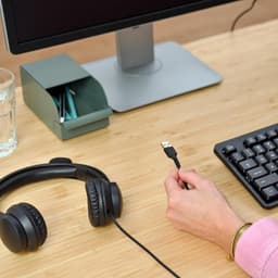 Trust HS-201 PC USB - Casque filaire avec image du connecteur
