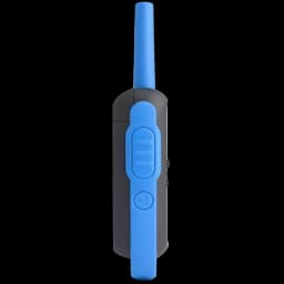 Walkie talkie Motorola TALKABOUT T62 negro y azul, vista lateral. Antena larga, botón PTT texturizado y clip lateral. Diseño compacto y robusto.