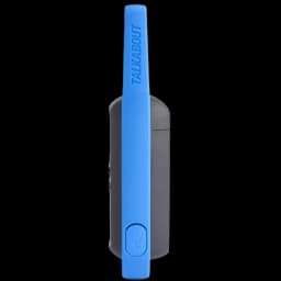 Lateral de radio Motorola TALKABOUT T62 en negro y azul, banda azul con relieve TALKABOUT y puerto micro USB en la base; diseño compacto y robusto