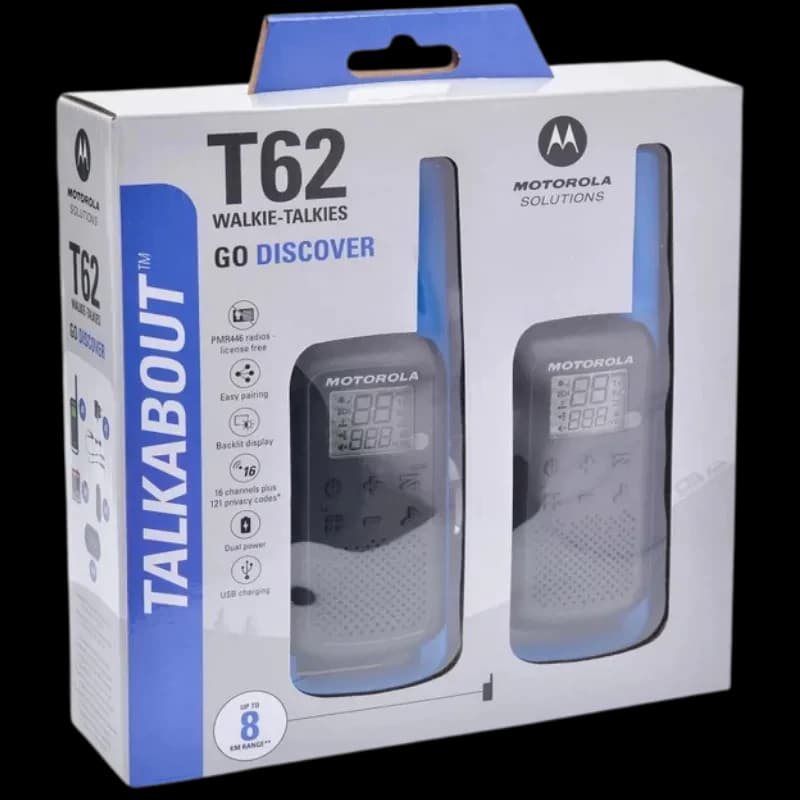 Caja de Motorola TALKABOUT T62: dos walkie talkies negro y azul con antena larga, pantalla LCD, botones frontales y clip; alcance hasta 8 km, 16 canales