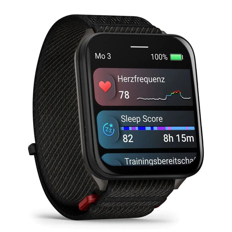 Garmin Venu X1 avec boîtier carré en titane gris, cadran noir, écran couleur affichant fréquence cardiaque et sommeil, bracelet nylon ComfortFit noir