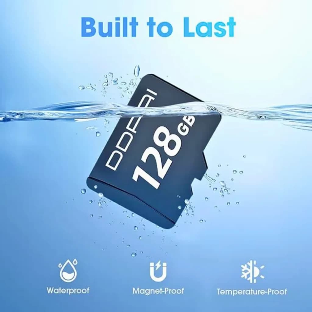 DDPAI Cartão microSD de 128 GB para Dash Cam, azul, submerso em água. Ícones destacam resistência à água, magnetismo e temperatura. Built to Last.