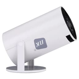 Mini Proyector NK-TV340031 HD LCD 120 Ansi HDMI, cuerpo cilíndrico blanco con soporte giratorio, lente frontal y rejilla de ventilación trasera, diseño