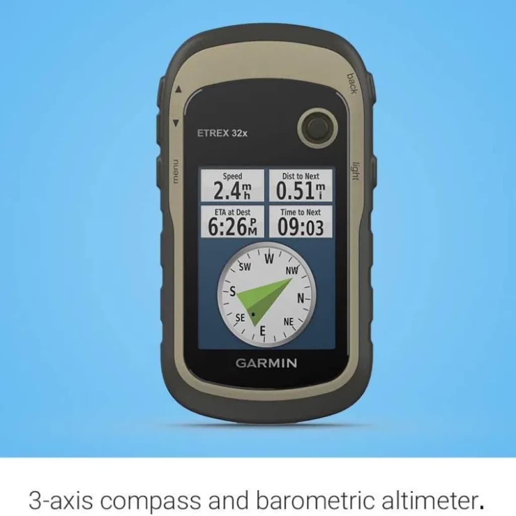 Garmin Etrex 32x com ecrã a cores, caixa robusta preta e bege, botões laterais, bússola de 3 eixos e altímetro barométrico visíveis no ecrã