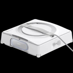 Robot limpiacristales blanco cuadrado con bordes redondeados, cable de seguridad, panel central circular y luz LED frontal WINBOT, diseño compacto y moderno