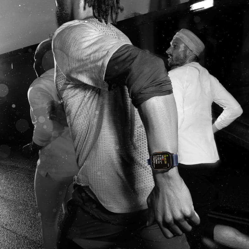 Apple Watch Ultra 2 GPS + Cellular 49mm avec Bracelet Ocean Noir - Ítem6