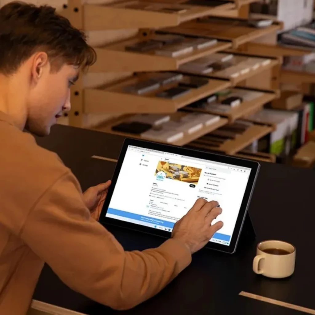 Huion Kamvas Studio 16 KS1601 15,8